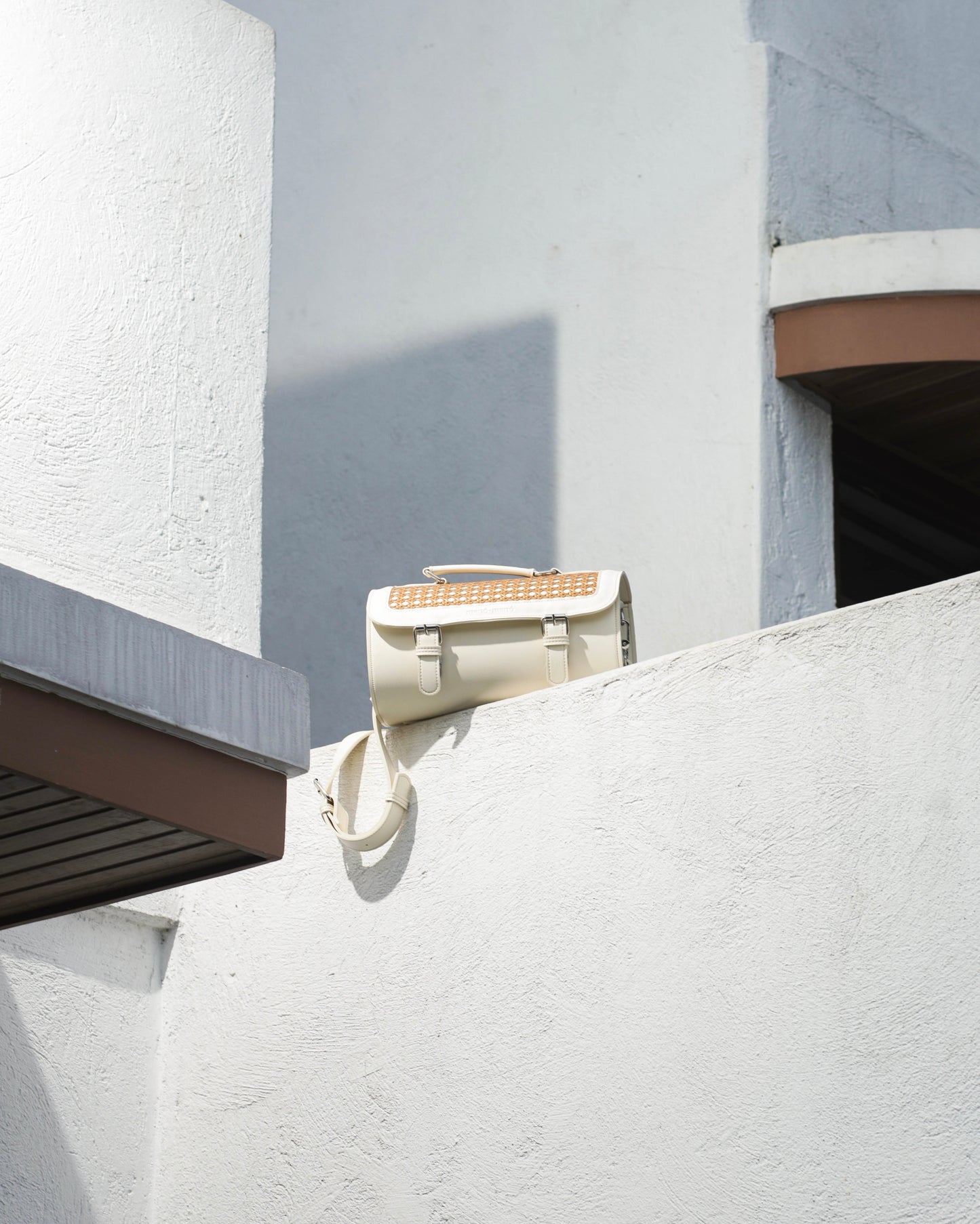The Manó-Manó® "Bidón" in White/Natural