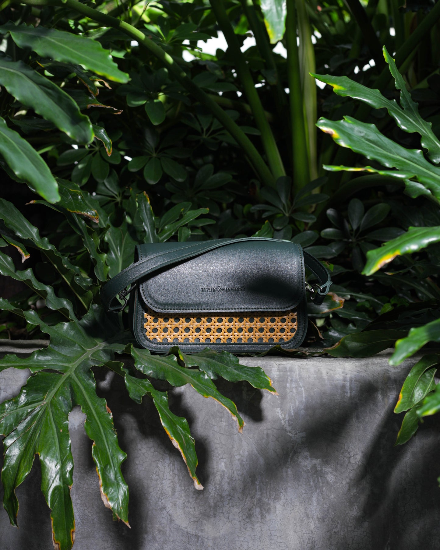 The Manó-Manó® "Bombón" in Green/Natural