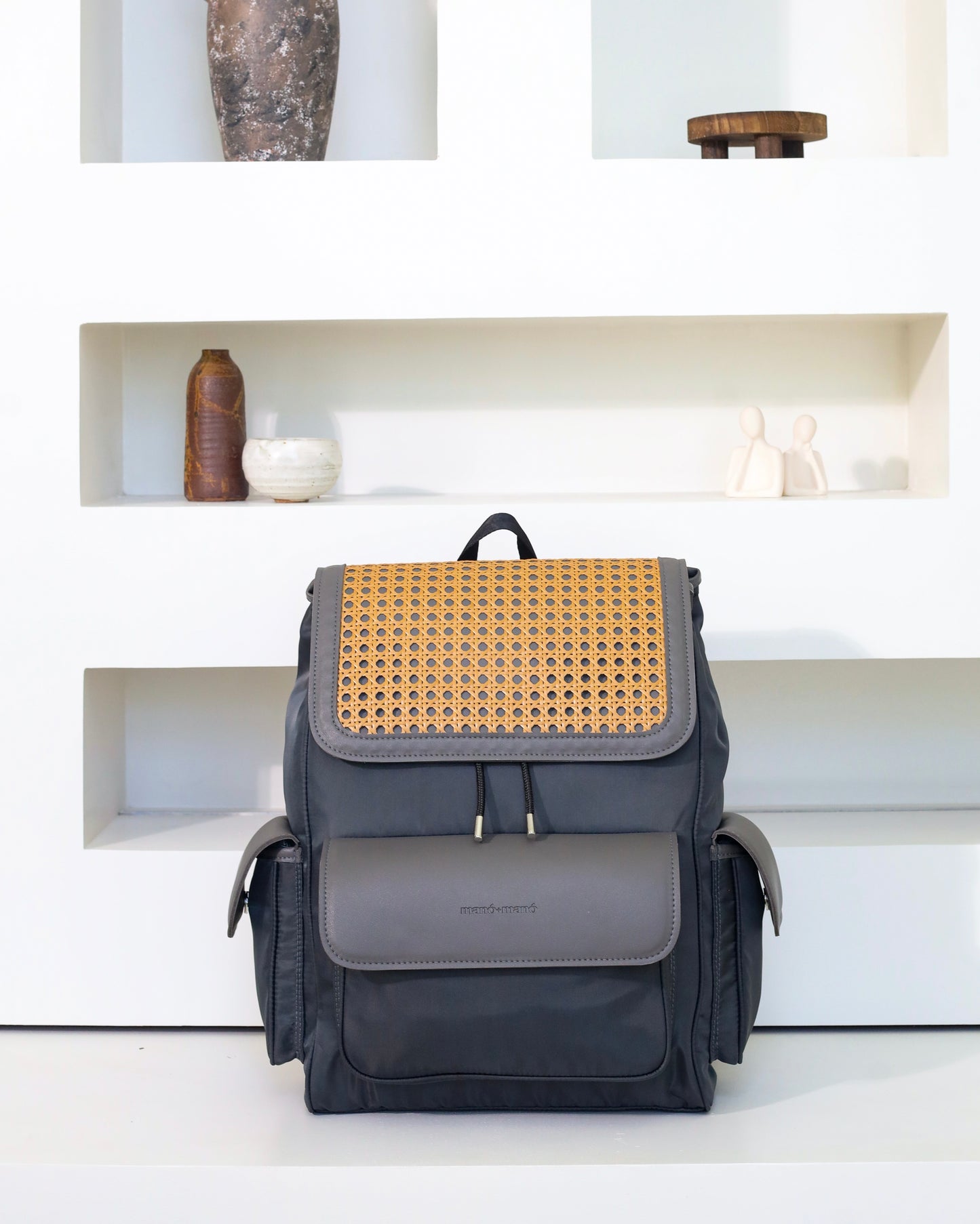 The Manó-Manó® "Solvan" Backpack in Gray/Natural